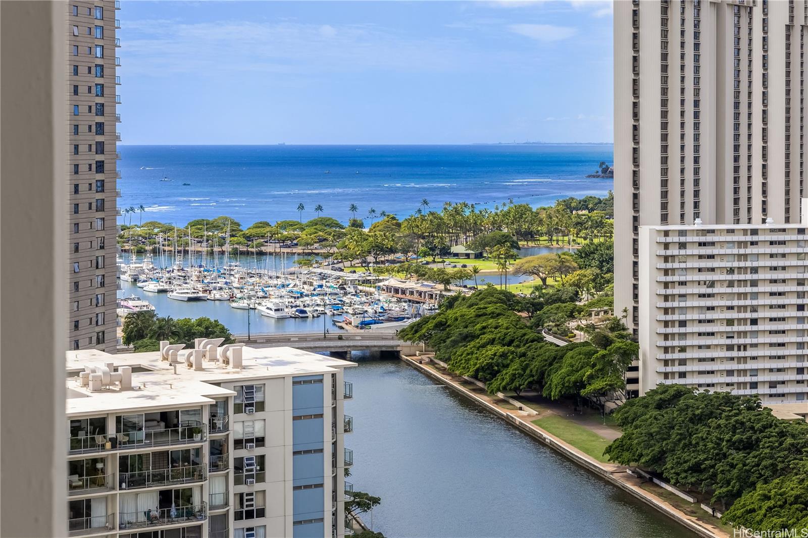 1717 Ala Wai condo # 2305, Honolulu, Hawaii - photo 6 of 25