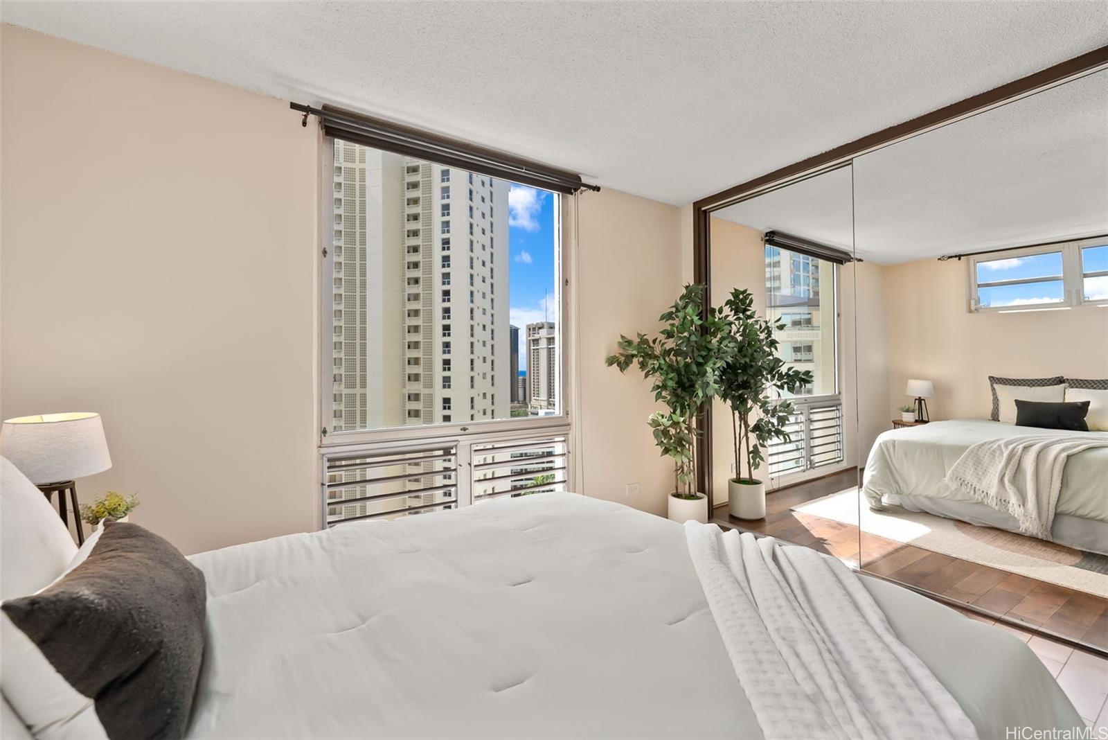 1717 Ala Wai condo # 2310, Honolulu, Hawaii - photo 12 of 23