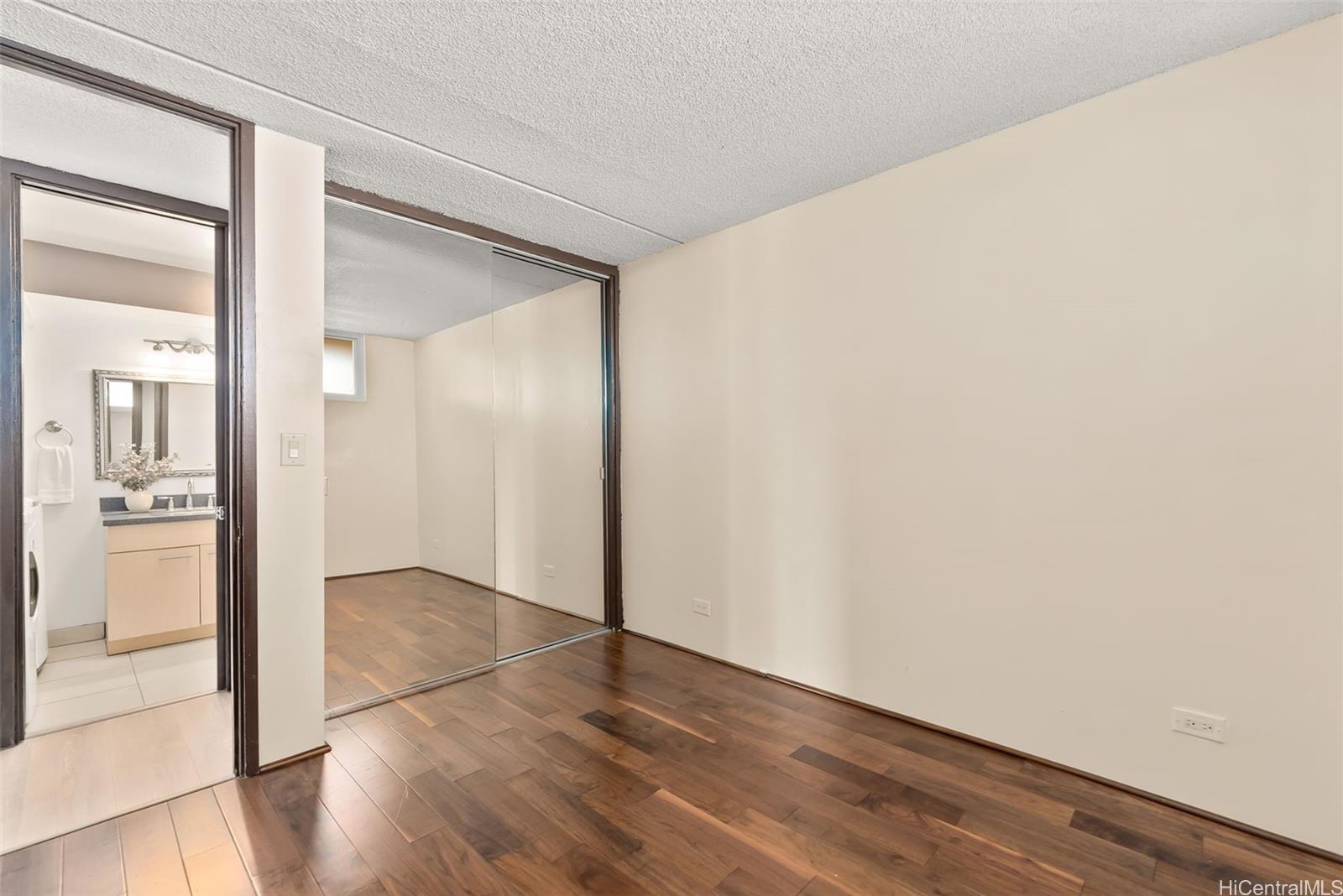 1717 Ala Wai condo # 2310, Honolulu, Hawaii - photo 15 of 23