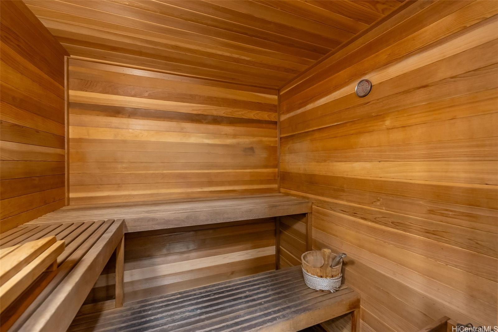 1717 Ala Wai condo # 2310, Honolulu, Hawaii - photo 19 of 23