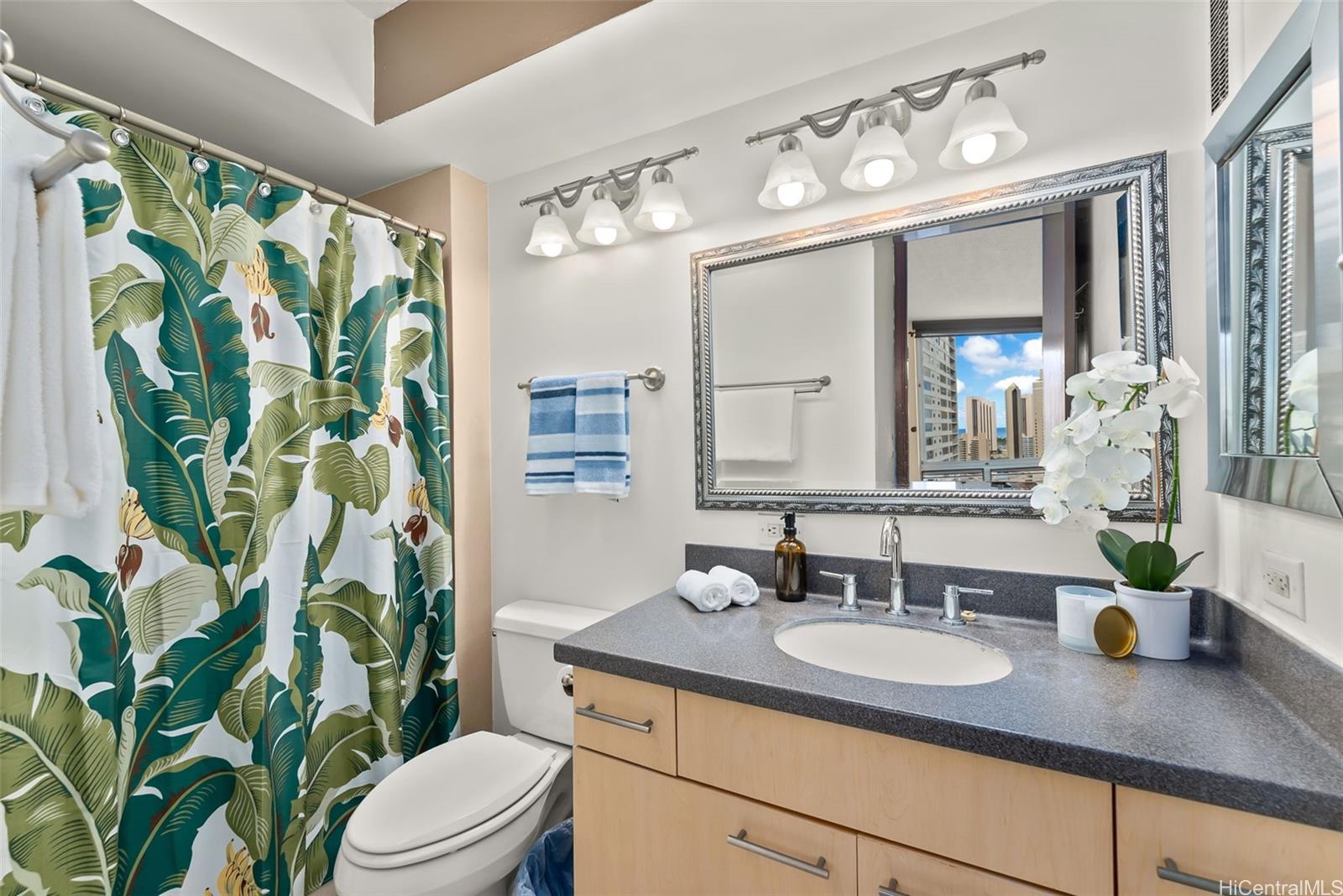 1717 Ala Wai condo # 2310, Honolulu, Hawaii - photo 10 of 23