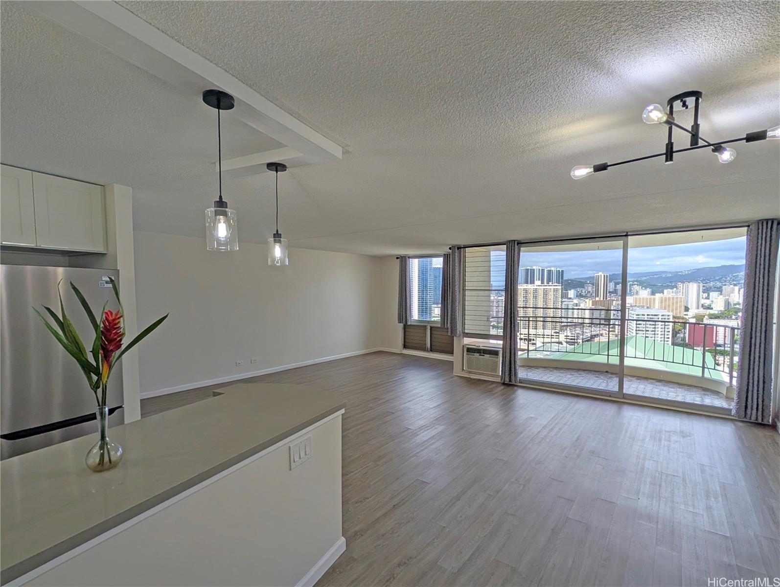 1717 Ala Wai condo # 2606, Honolulu, Hawaii - photo 3 of 23