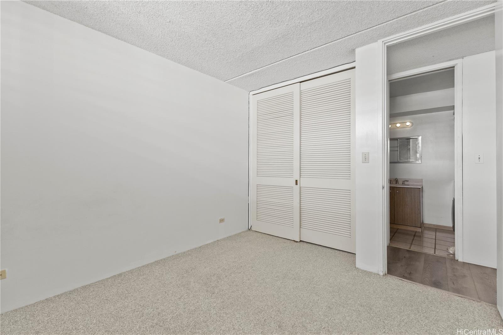 1717 Ala Wai condo # 2809, Honolulu, Hawaii - photo 12 of 25