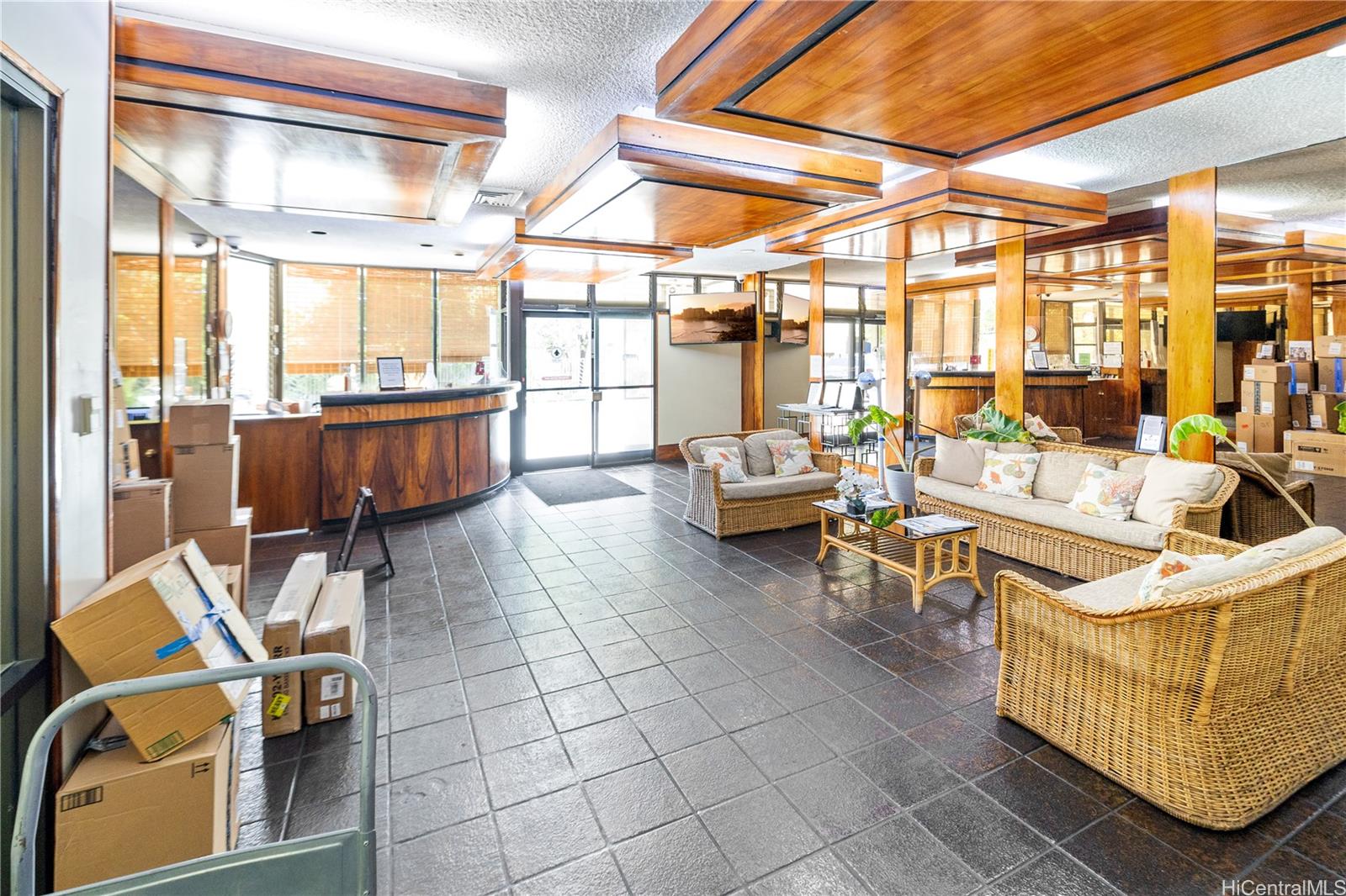 1717 Ala Wai condo # 2809, Honolulu, Hawaii - photo 22 of 25