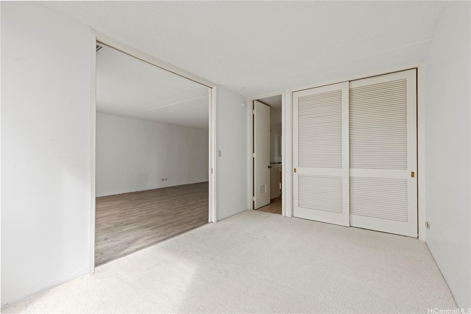 1717 Ala Wai condo # 2809, Honolulu, Hawaii - photo 10 of 25