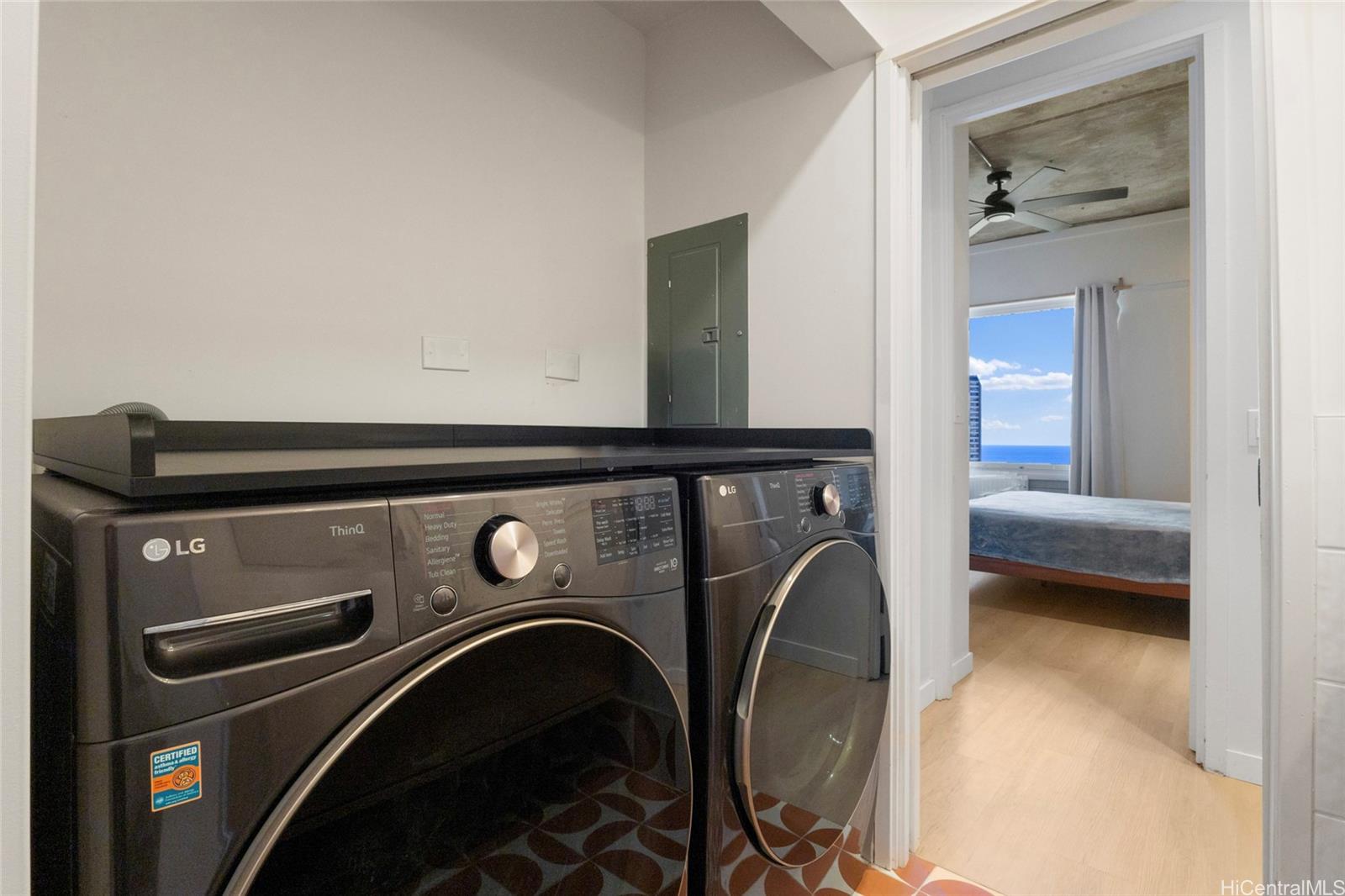 1717 Ala Wai condo # 2907, Honolulu, Hawaii - photo 12 of 19