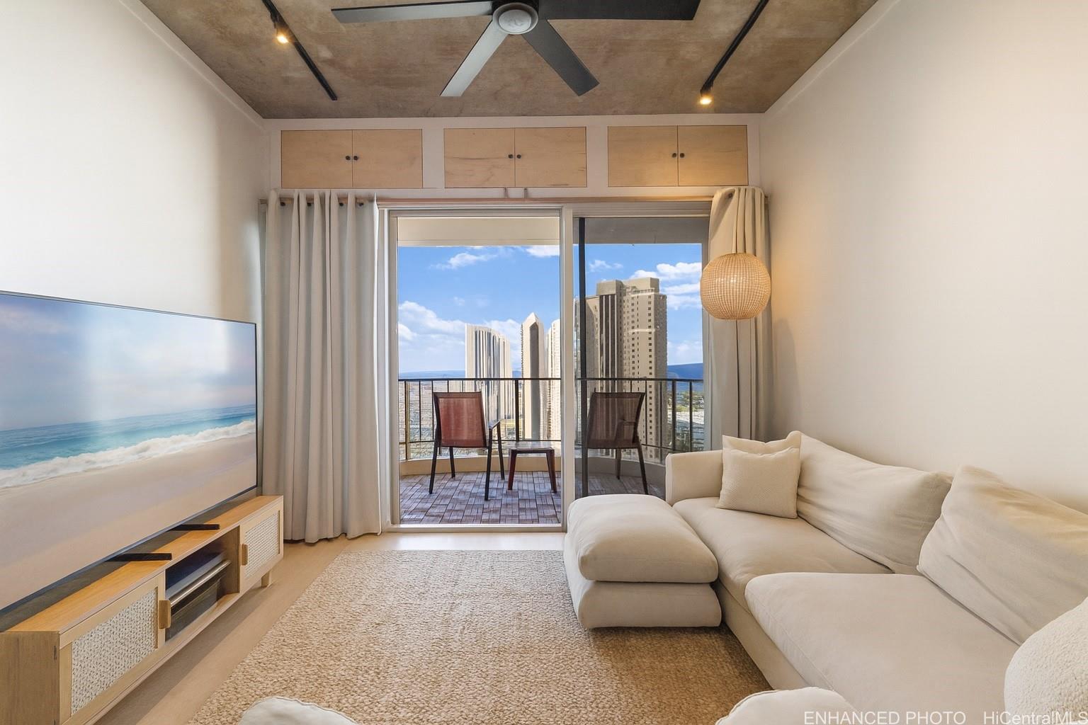 1717 Ala Wai condo # 2907, Honolulu, Hawaii - photo 3 of 19