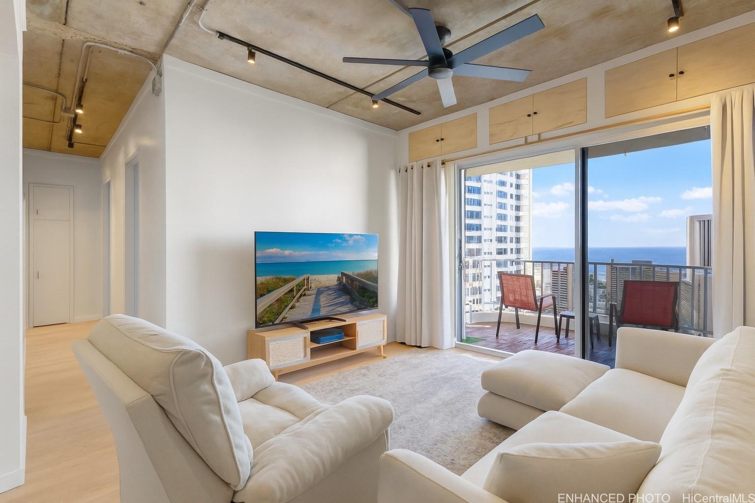 1717 Ala Wai condo # 2907, Honolulu, Hawaii - photo 4 of 19