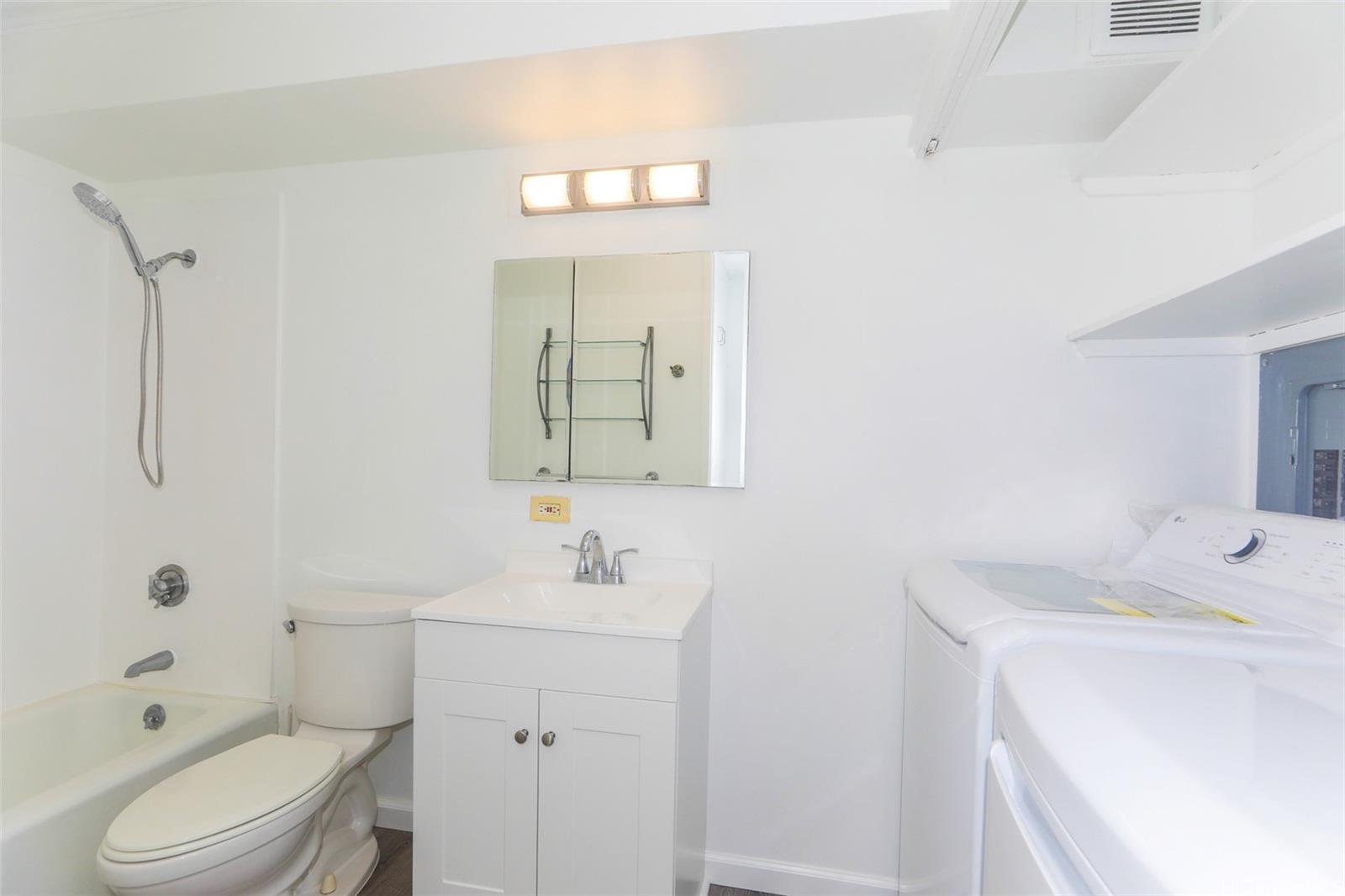 1717 Ala Wai condo # 303, Honolulu, Hawaii - photo 14 of 20