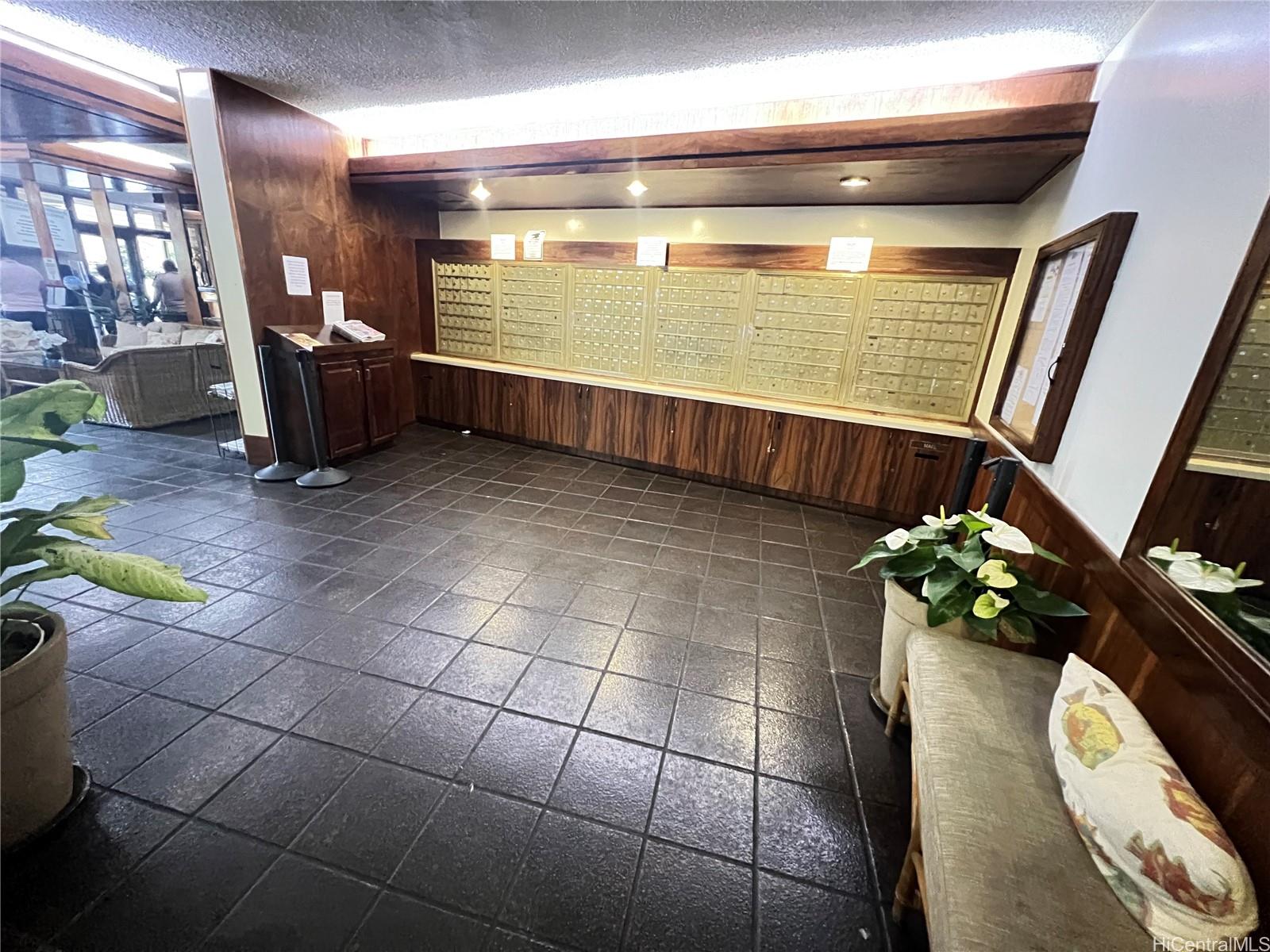 1717 Ala Wai Blvd Honolulu - Rental - photo 18 of 22