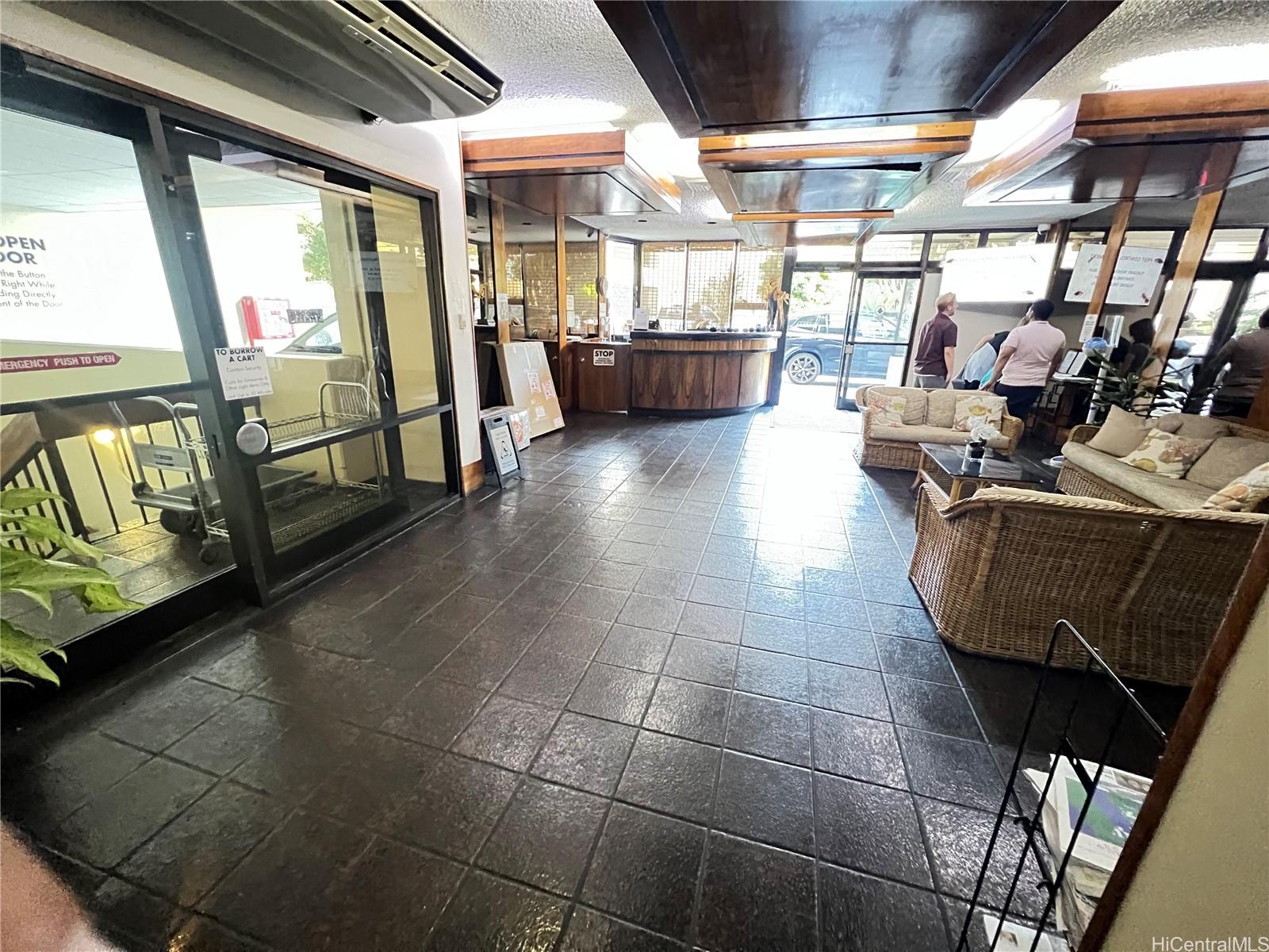 1717 Ala Wai Blvd Honolulu - Rental - photo 20 of 22
