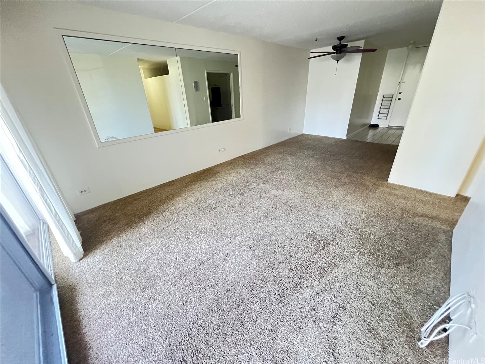 1717 Ala Wai Blvd Honolulu - Rental - photo 5 of 22