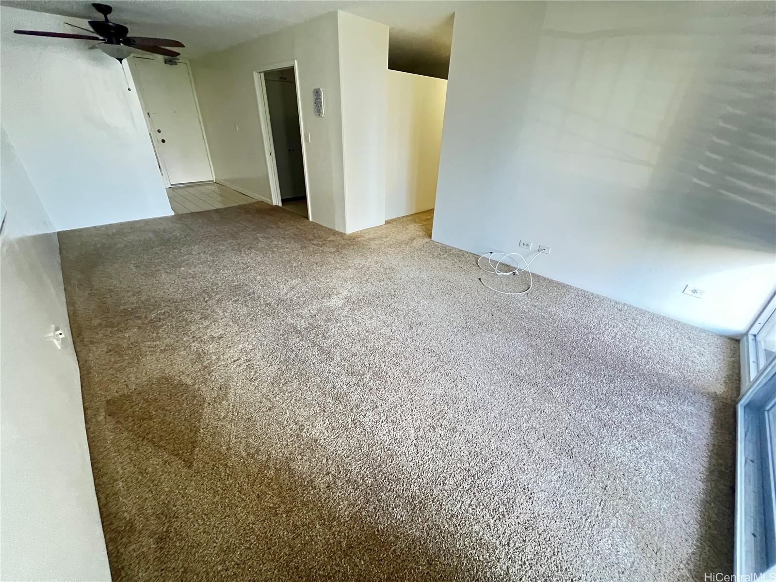 1717 Ala Wai Blvd Honolulu - Rental - photo 8 of 22