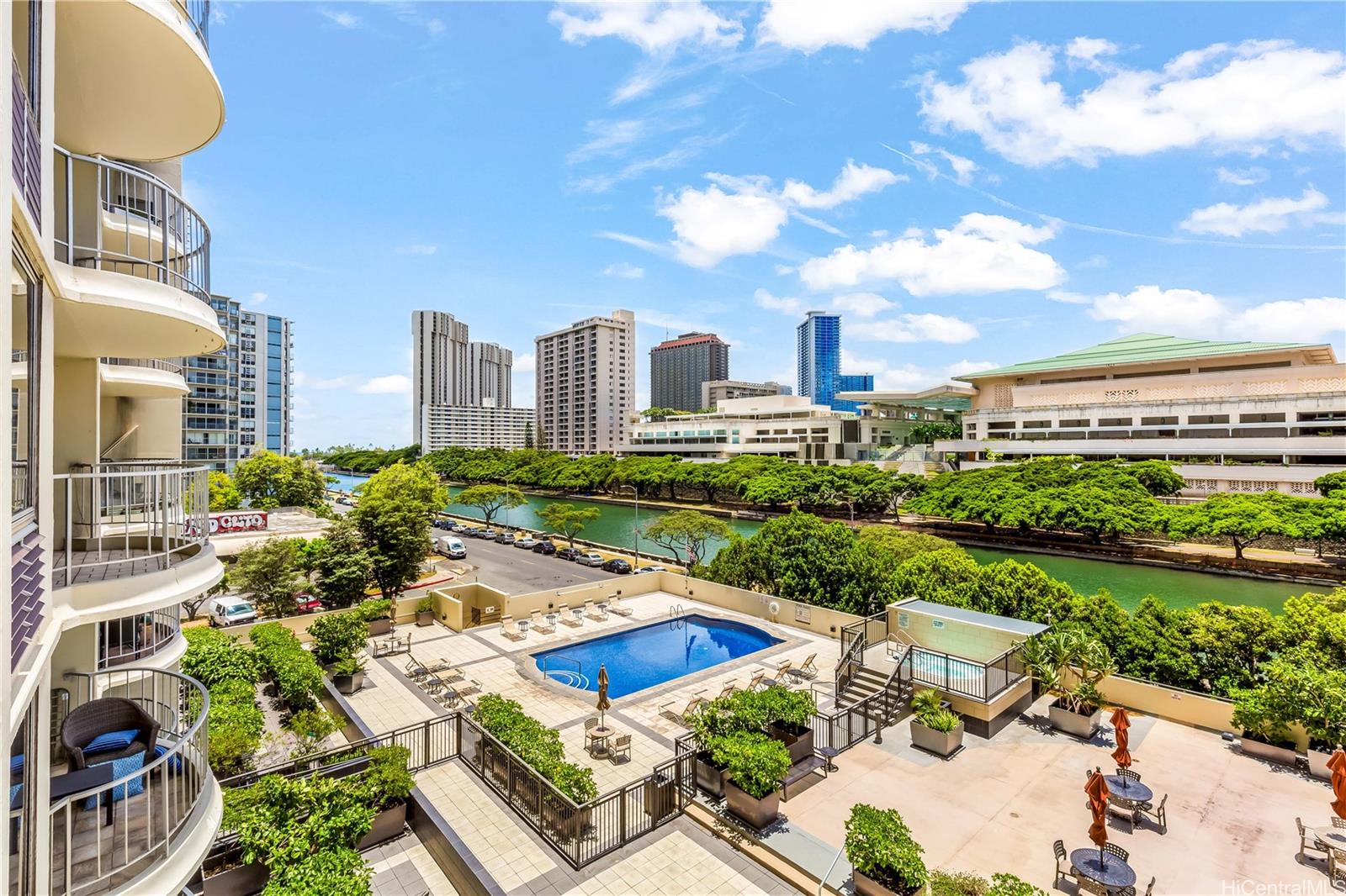 1717 Ala Wai condo # 603, Honolulu, Hawaii - photo 17 of 24