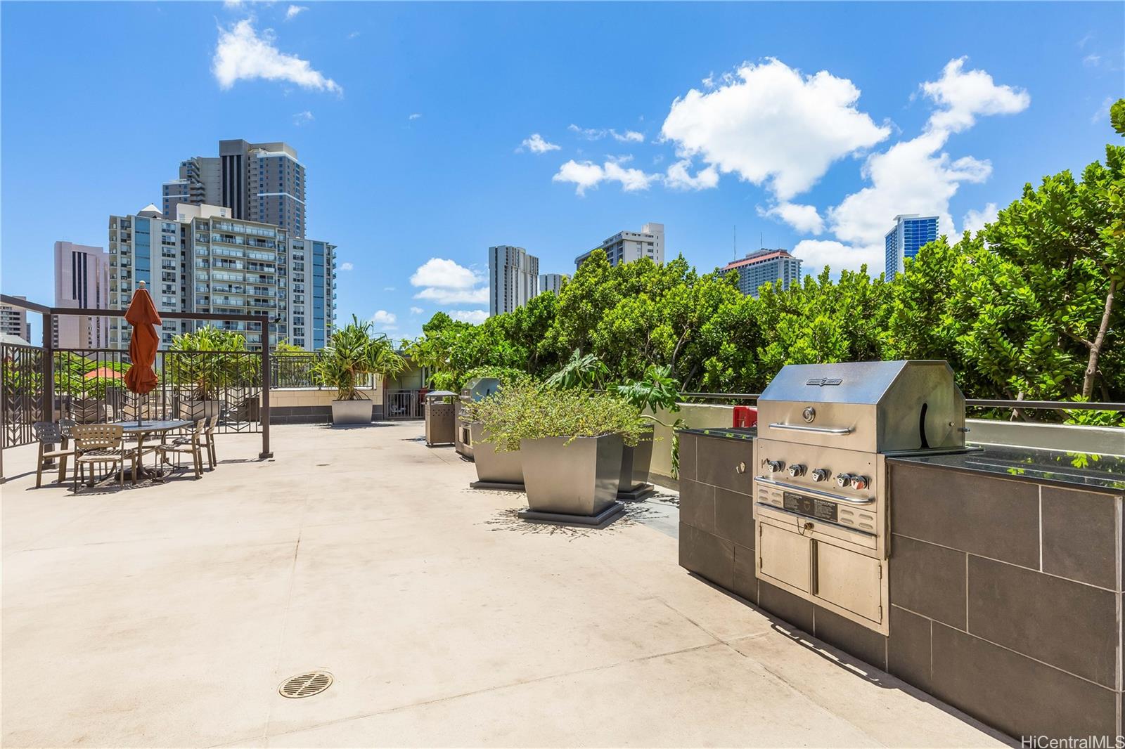 1717 Ala Wai condo # 603, Honolulu, Hawaii - photo 21 of 24