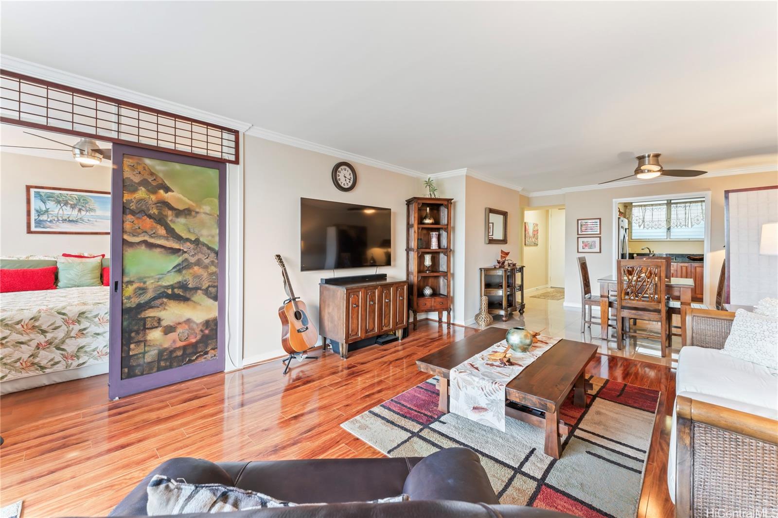 1717 Ala Wai condo # 804, Honolulu, Hawaii - photo 4 of 19