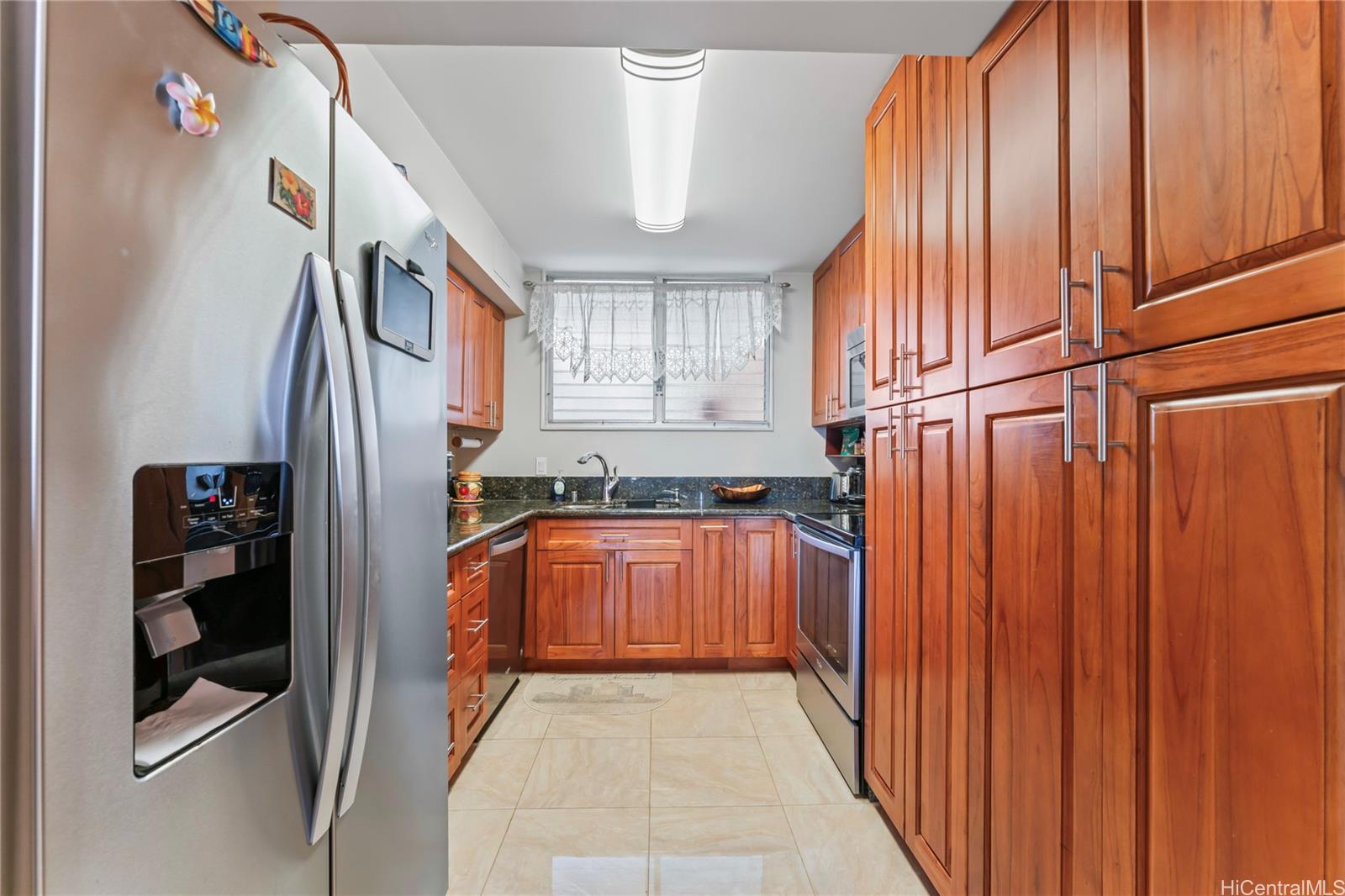 1717 Ala Wai condo # 804, Honolulu, Hawaii - photo 10 of 19