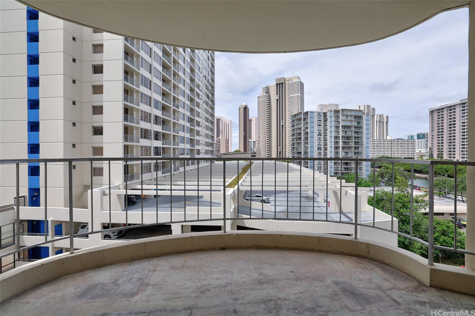 1717 Ala Wai condo # 810, Honolulu, Hawaii - photo 16 of 24