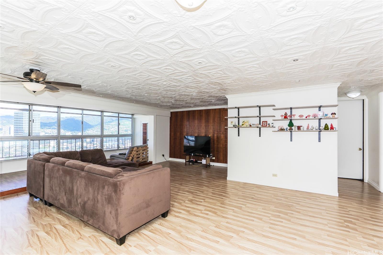 1717 Ala Wai condo # PHII-2 (3102), Honolulu, Hawaii - photo 2 of 21