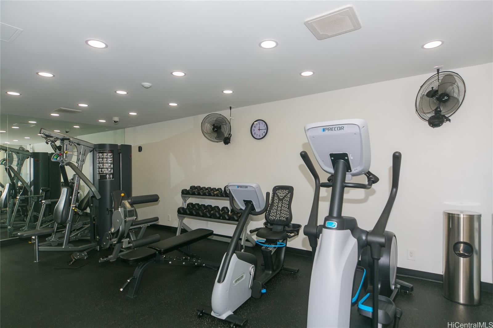 1717 Ala Wai condo # PHII-2 (3102), Honolulu, Hawaii - photo 15 of 21