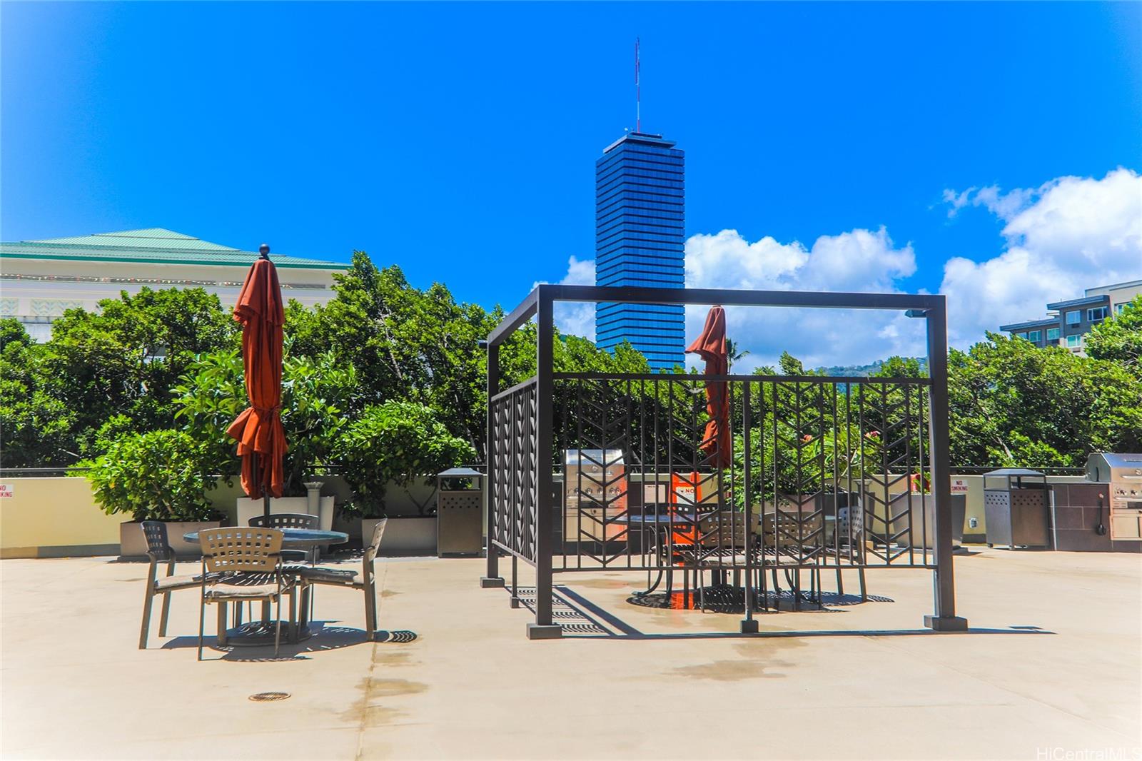 1717 Ala Wai condo # PHII-2 (3102), Honolulu, Hawaii - photo 17 of 21