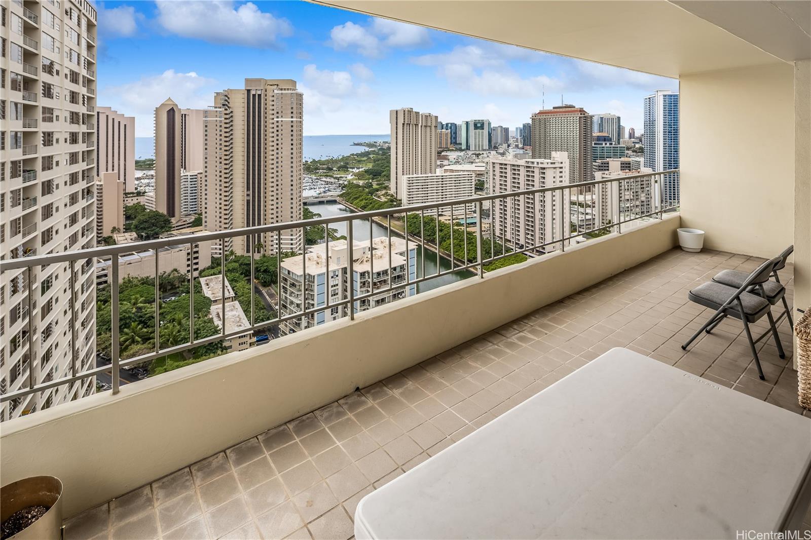 1717 Ala Wai condo # PH ii7, Honolulu, Hawaii - photo 18 of 25