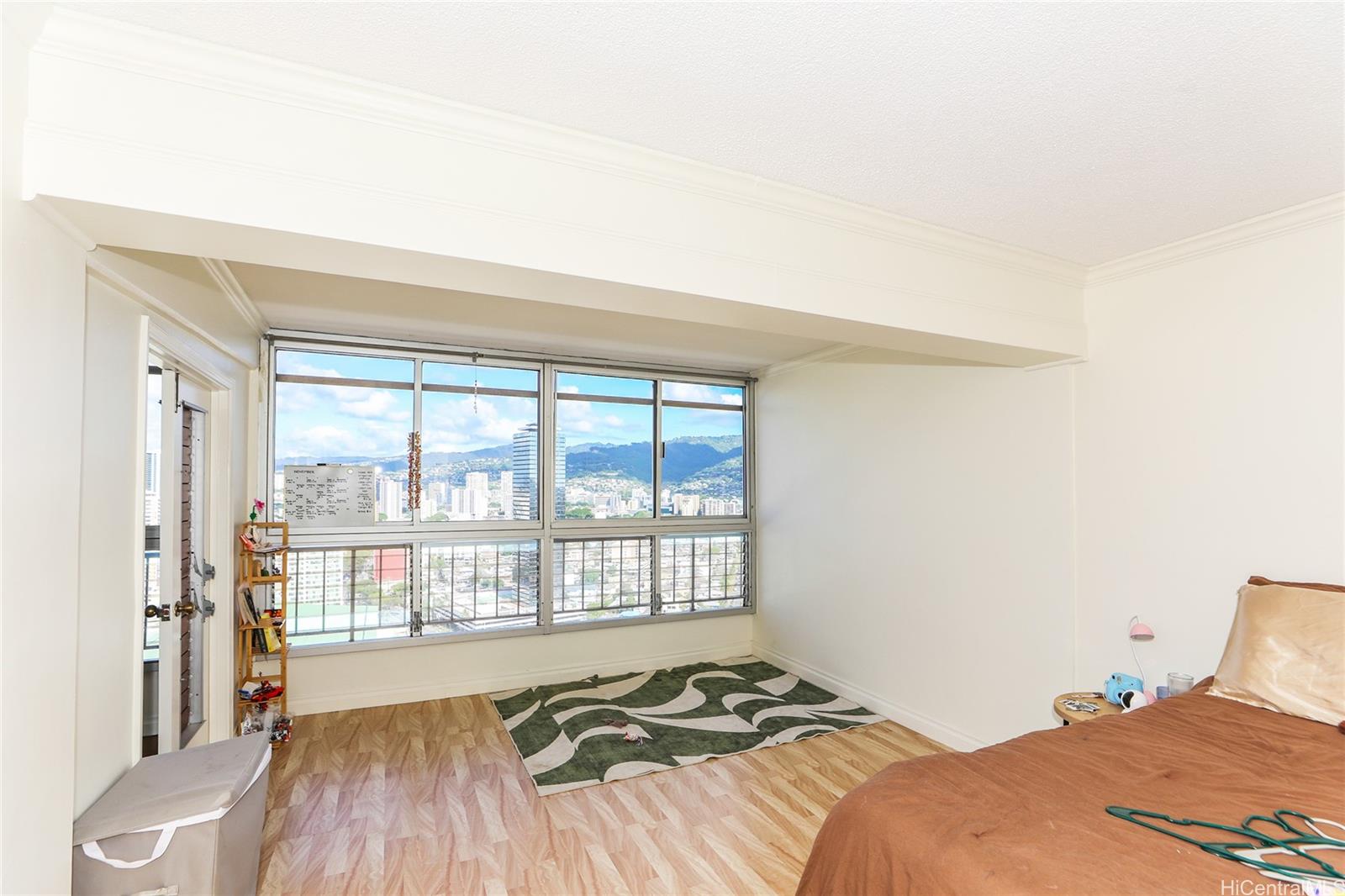 1717 Ala Wai condo # Unit 3102, Honolulu, Hawaii - photo 6 of 21