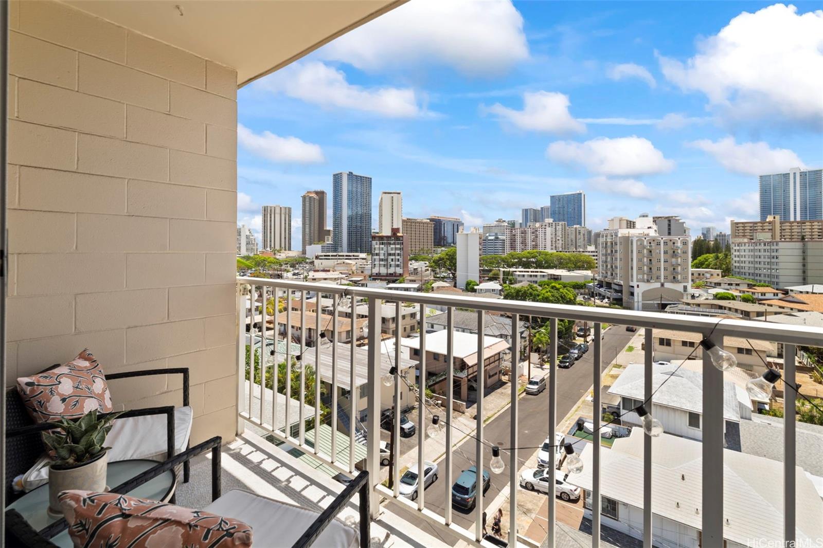Citron Villa condo # 709, Honolulu, Hawaii - photo 11 of 20