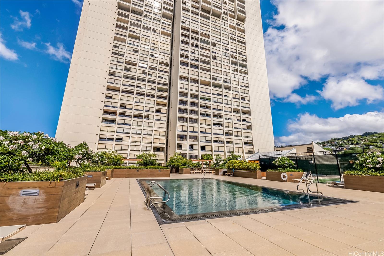 Mott-Smith Laniloa condo # 1909, Honolulu, Hawaii - photo 13 of 18