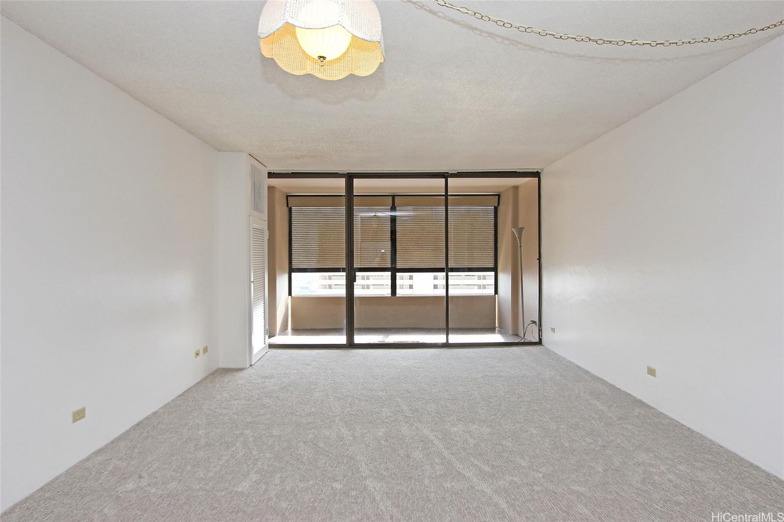 1717 Mott Smith Dr Honolulu - Rental - photo 3 of 12