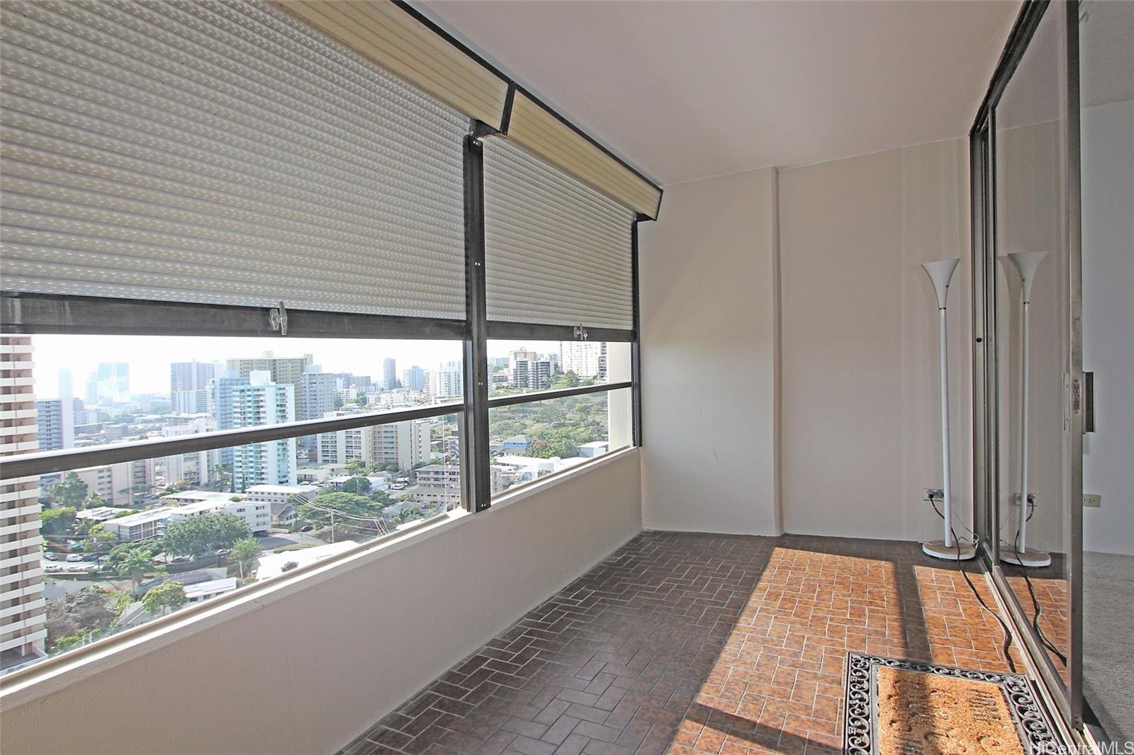 1717 Mott Smith Dr Honolulu - Rental - photo 7 of 12