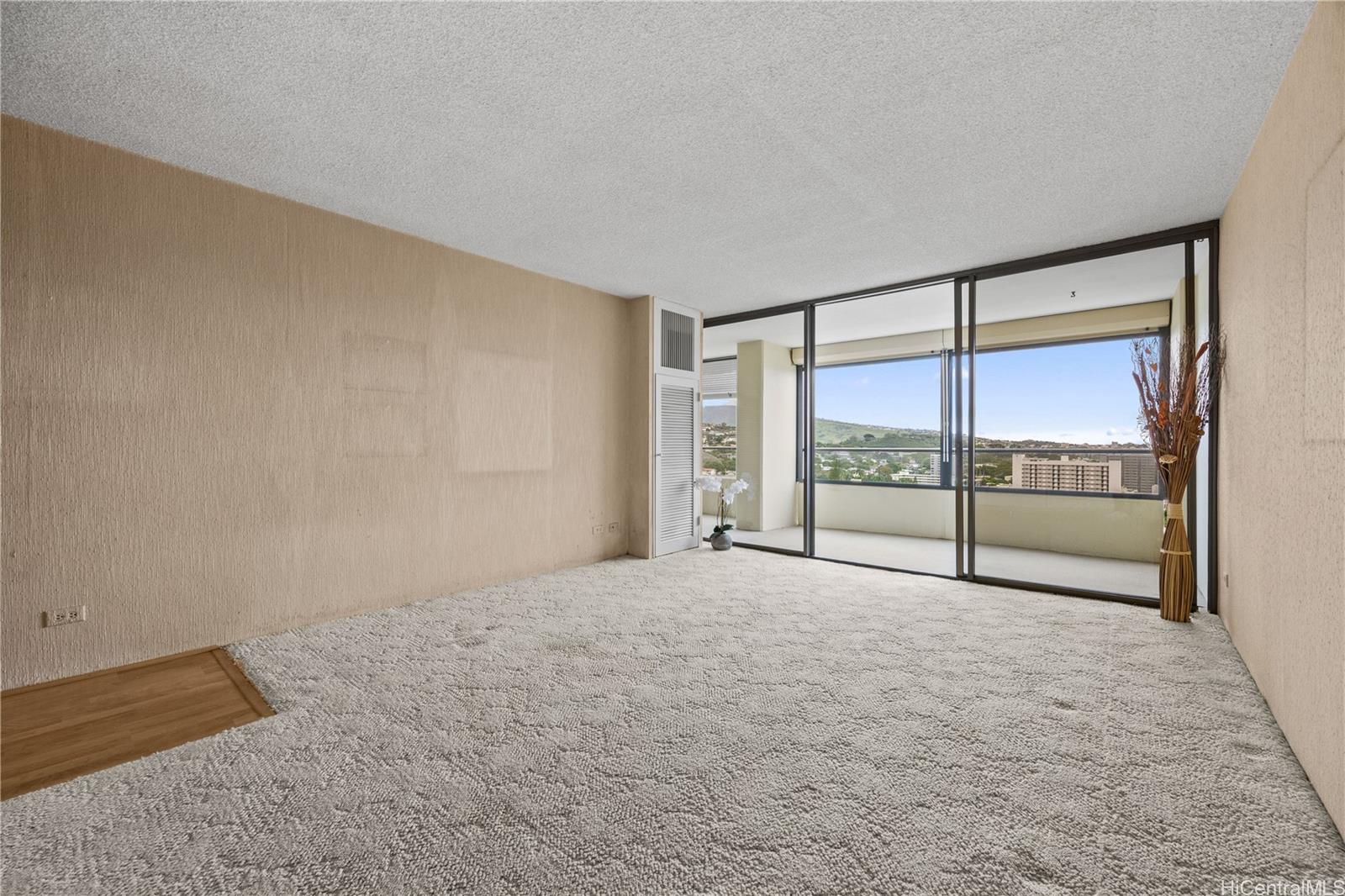 Mott-Smith Laniloa condo # 2005, Honolulu, Hawaii - photo 7 of 25