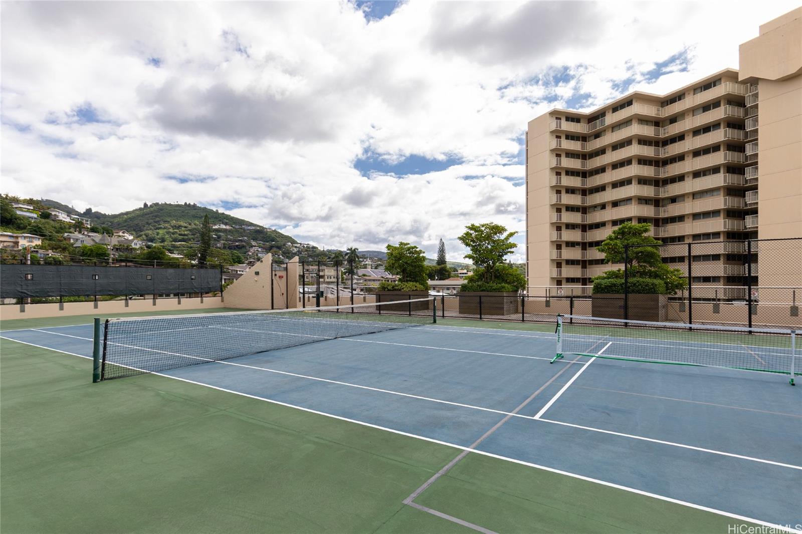 Mott-Smith Laniloa condo # 2009, Honolulu, Hawaii - photo 20 of 24