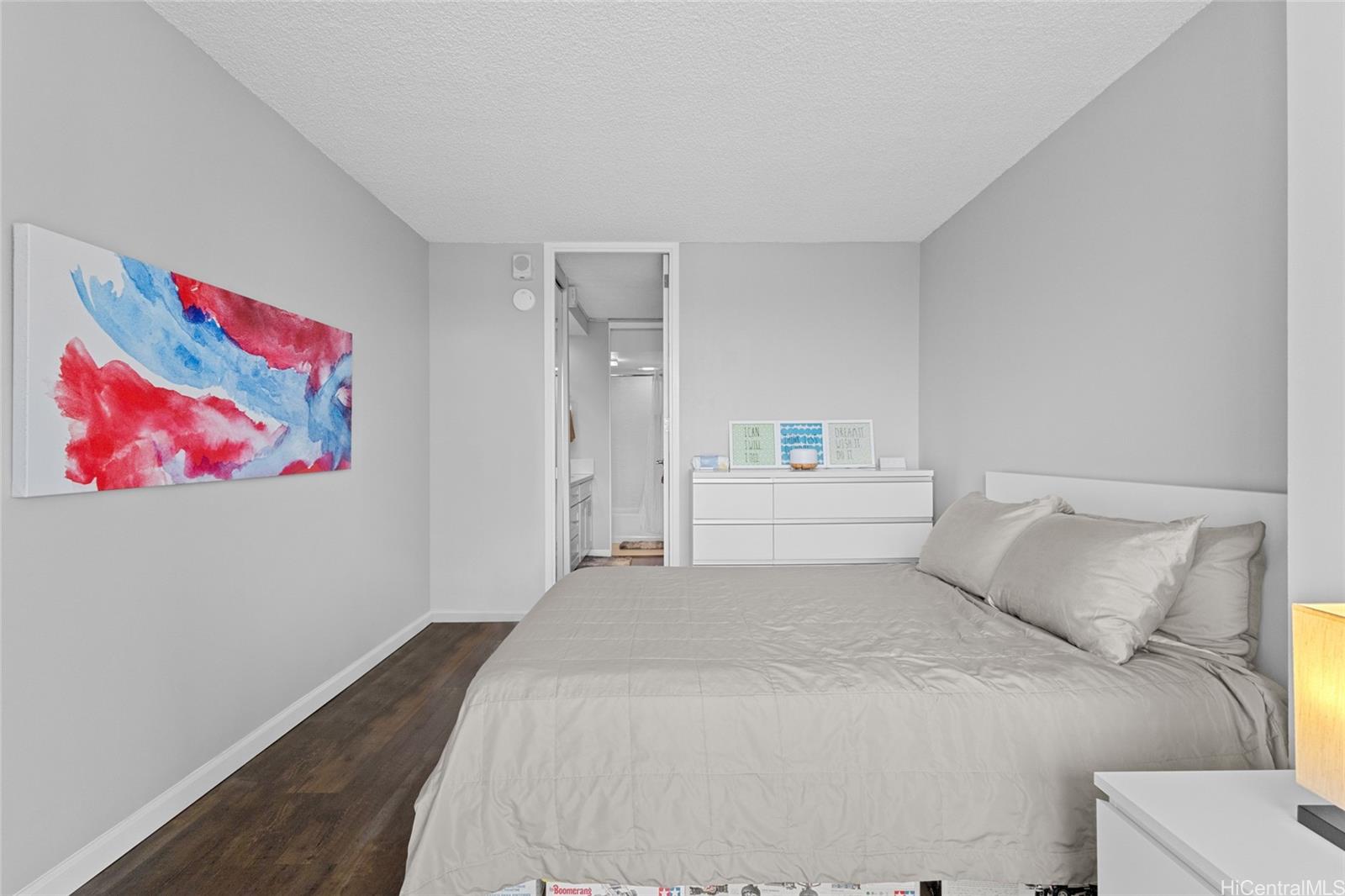 Mott-Smith Laniloa condo # 2312, Honolulu, Hawaii - photo 12 of 24