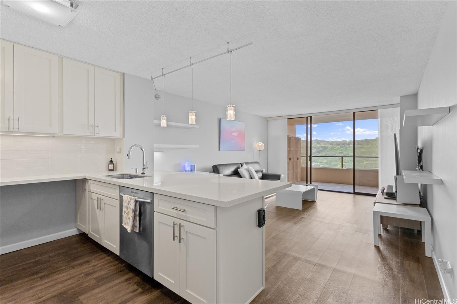 Mott-Smith Laniloa condo # 2312, Honolulu, Hawaii - photo 6 of 24