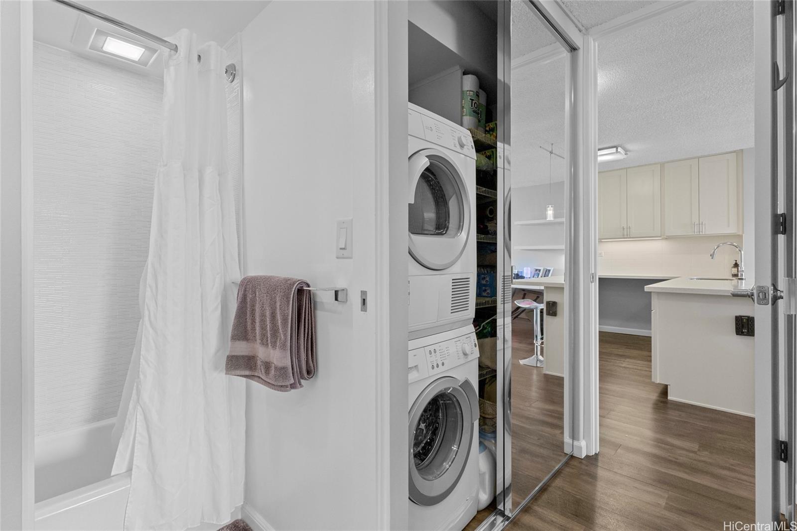 Mott-Smith Laniloa condo # 2312, Honolulu, Hawaii - photo 9 of 24