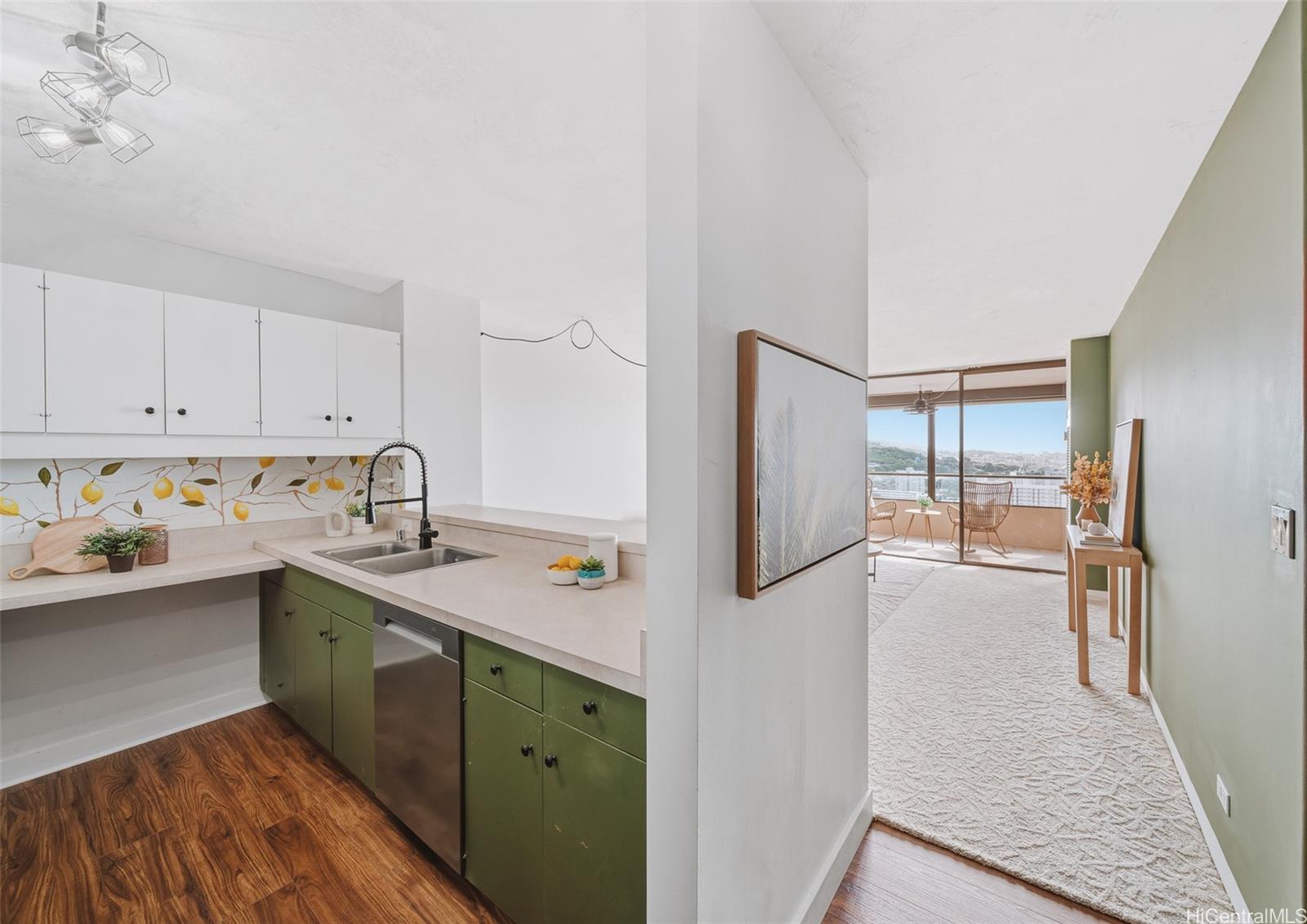 Mott-Smith Laniloa condo # 2403, Honolulu, Hawaii - photo 11 of 25