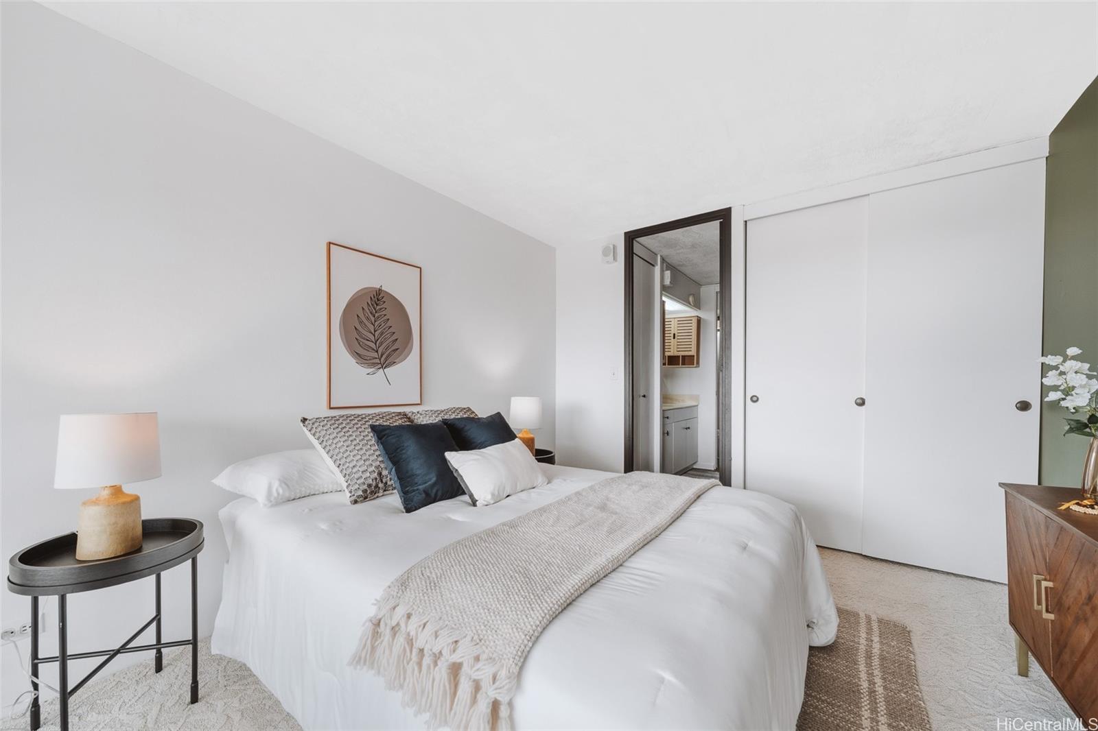 Mott-Smith Laniloa condo # 2403, Honolulu, Hawaii - photo 18 of 25