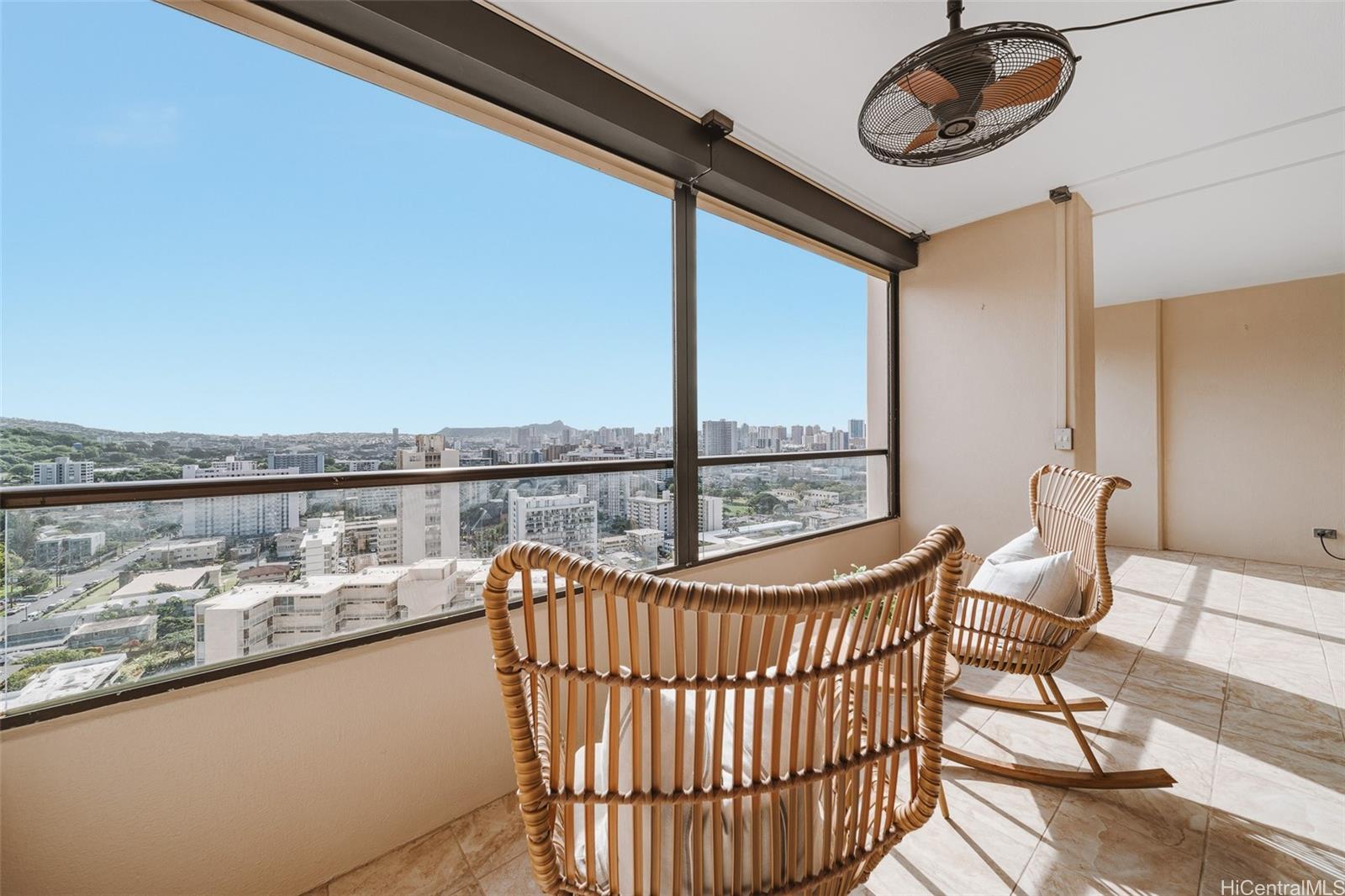 Mott-Smith Laniloa condo # 2403, Honolulu, Hawaii - photo 7 of 25