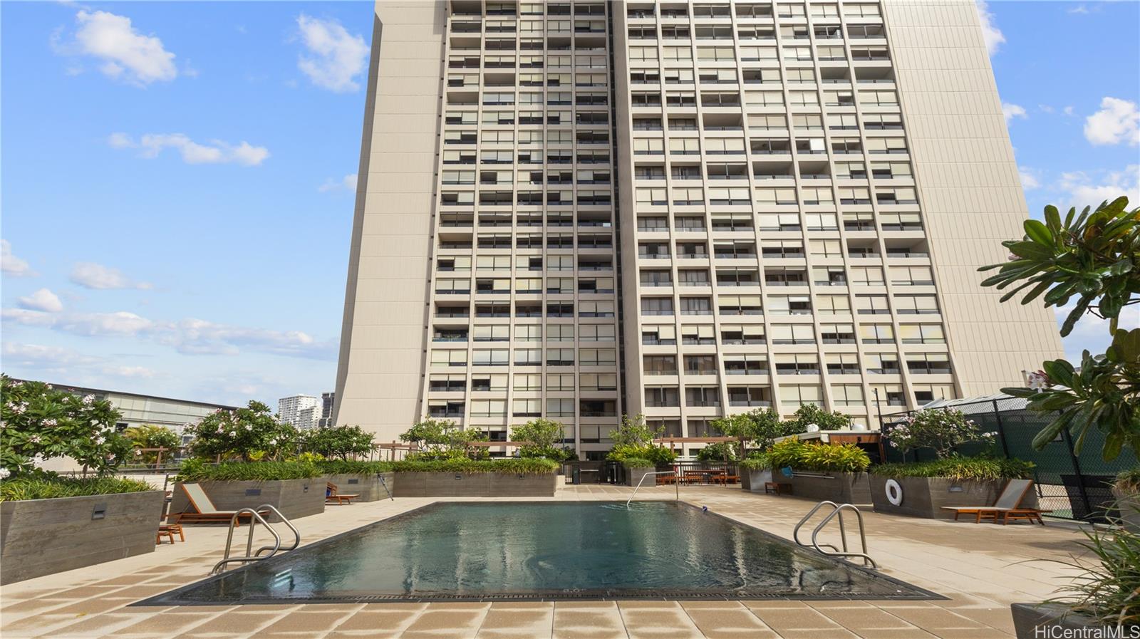 Mott-Smith Laniloa condo # 2510, Honolulu, Hawaii - photo 23 of 25