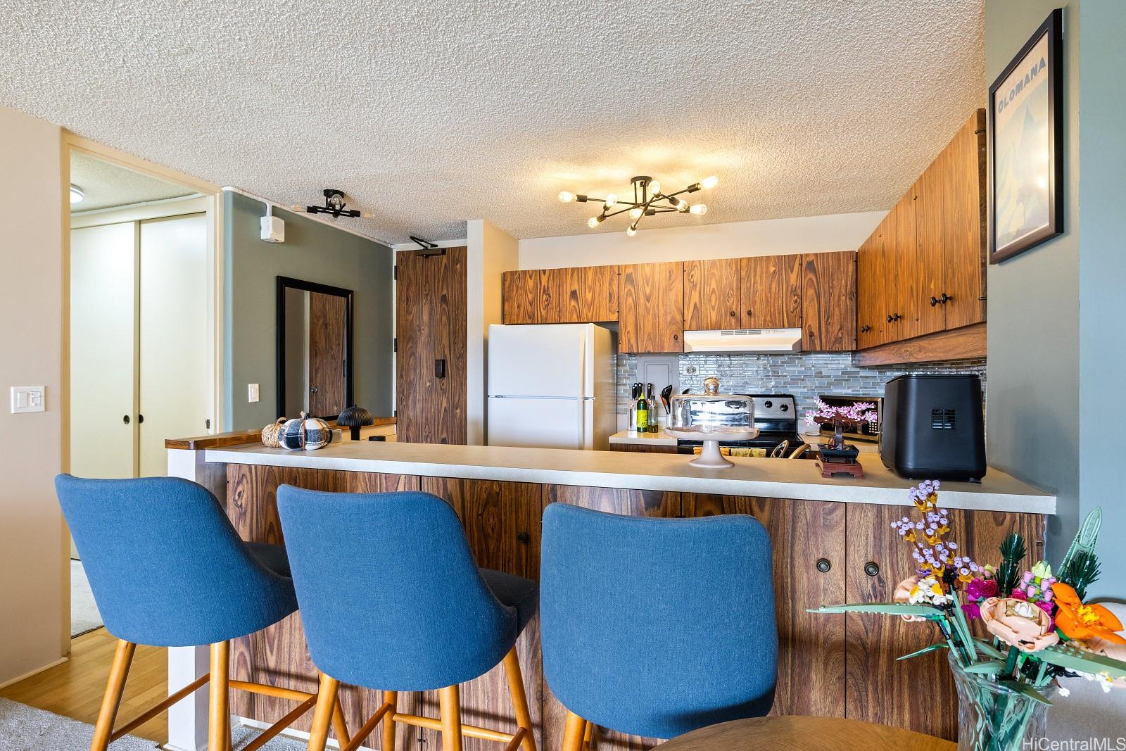 Mott-Smith Laniloa condo # 2606, Honolulu, Hawaii - photo 4 of 24