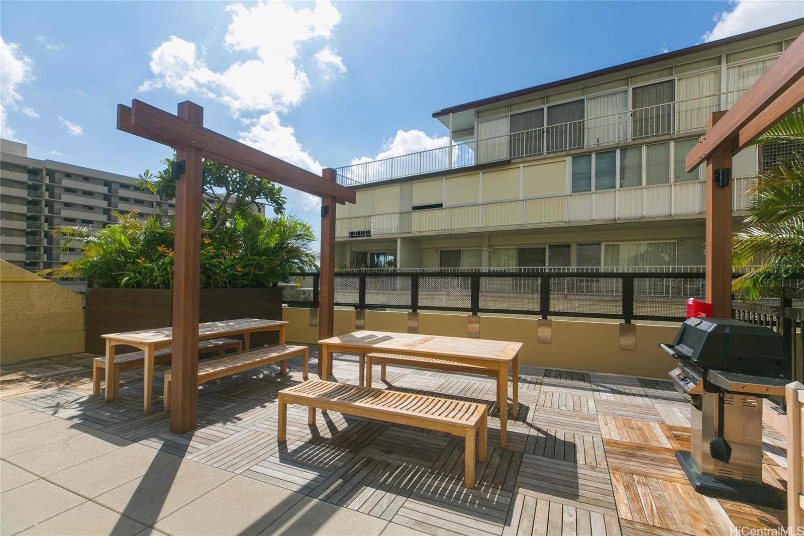 Mott-Smith Laniloa condo # 707, Honolulu, Hawaii - photo 24 of 25