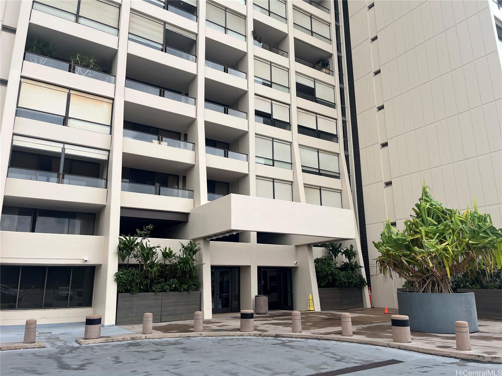 1717 Mott Smith Dr Honolulu - Rental - photo 14 of 18