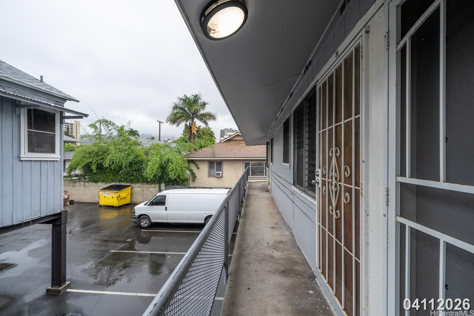 1719 Nuuanu Ave Honolulu - Rental - photo 2 of 19