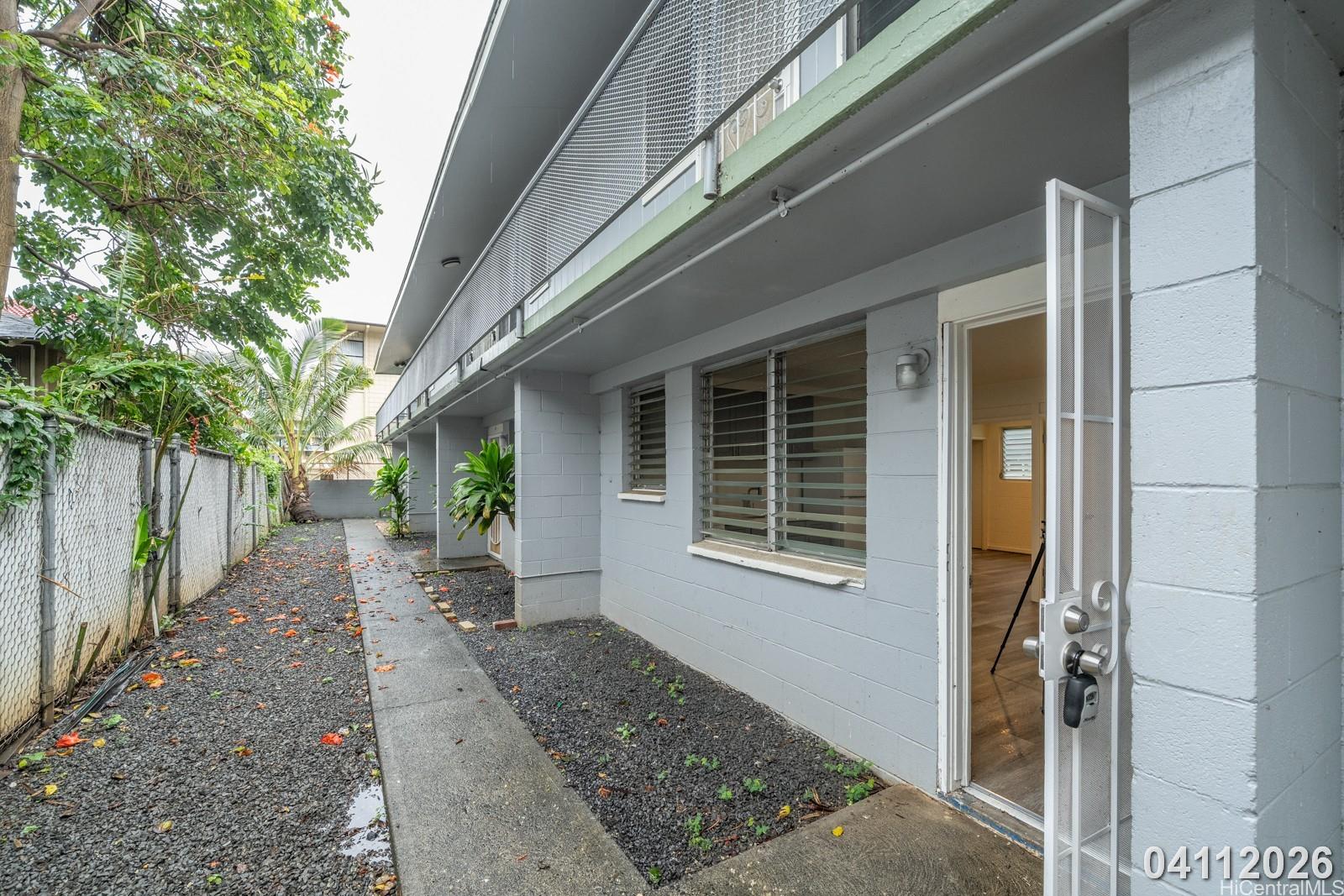 1719 Nuuanu Ave Honolulu - Rental - photo 2 of 16