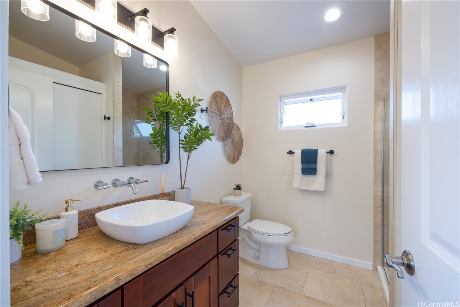 172  Alala Road Cntry Club Knoll, Kailua home - photo 21 of 25