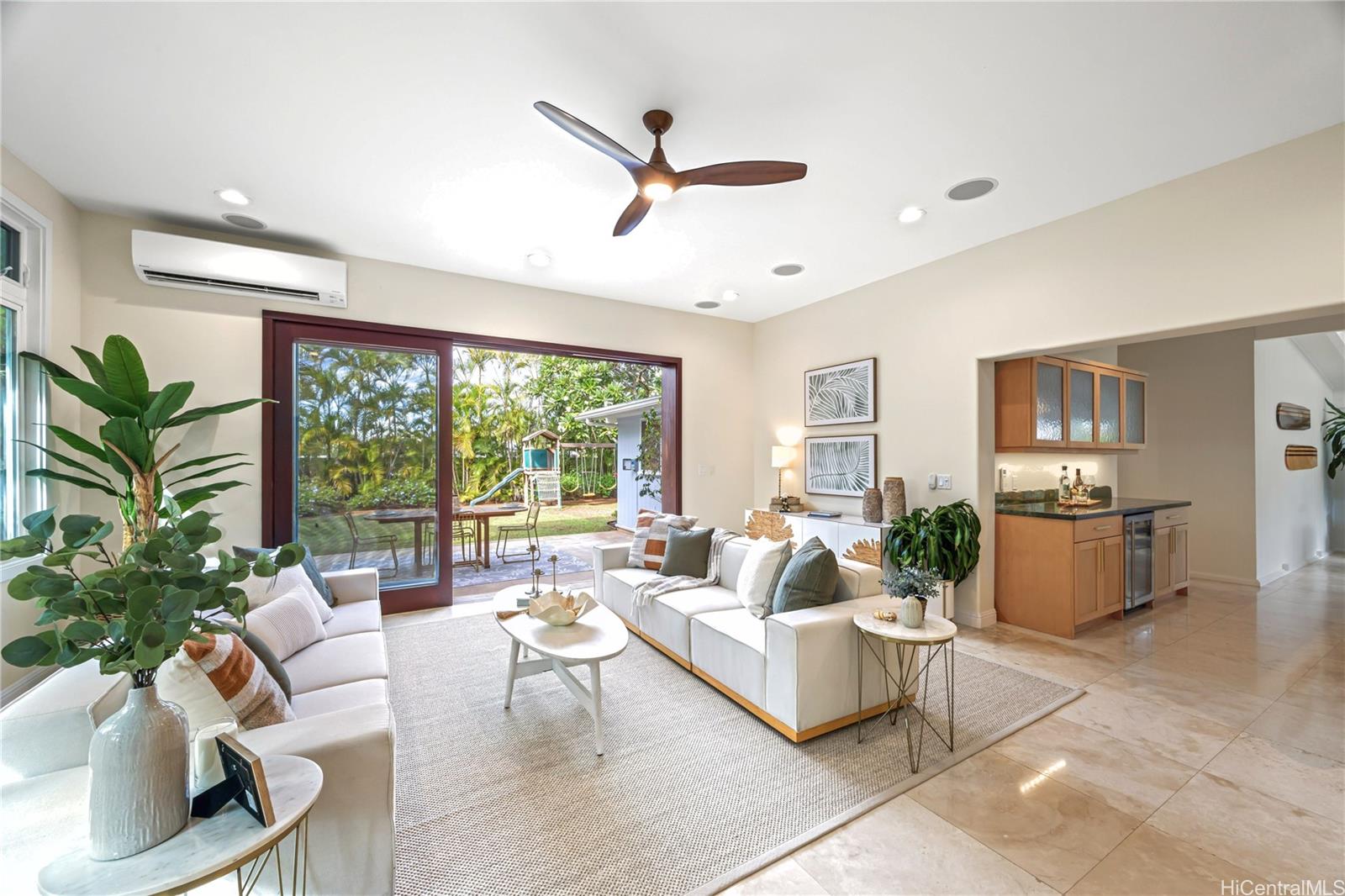 172  Alala Road Cntry Club Knoll, Kailua home - photo 4 of 23