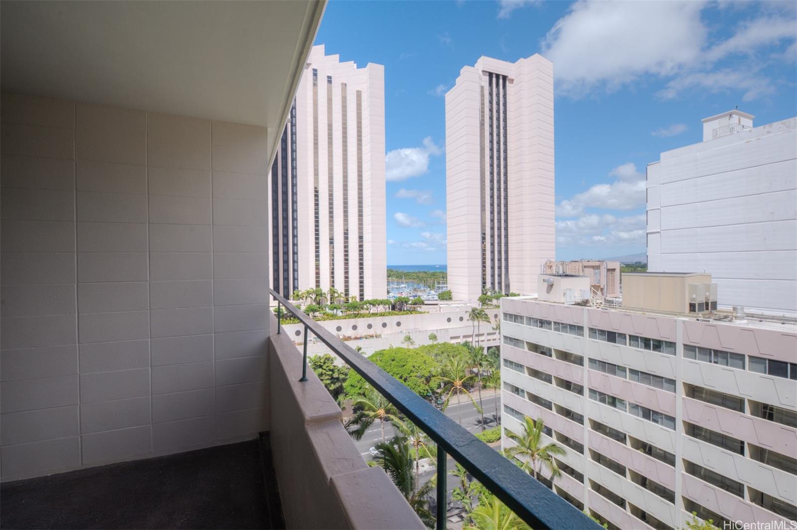 Tradewinds Hotel Inc condo # 1203 A, Honolulu, Hawaii - photo 10 of 17