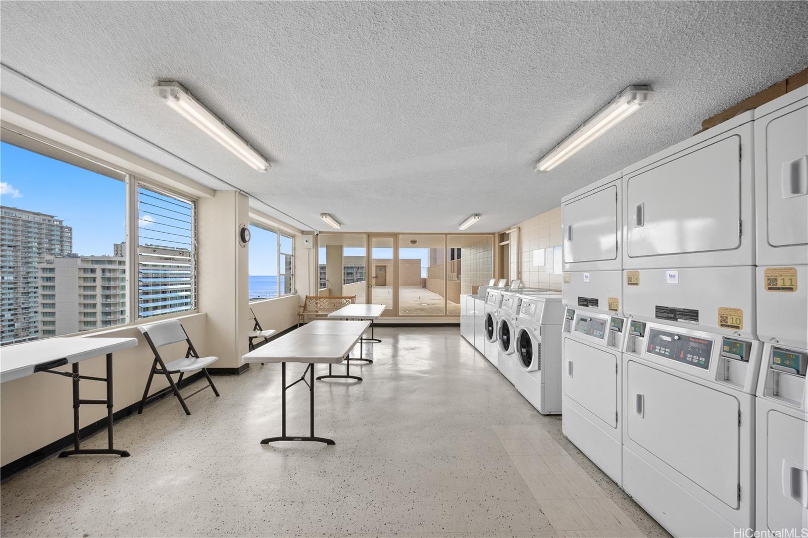 Tradewinds Hotel Inc condo # 1205A, Honolulu, Hawaii - photo 22 of 25