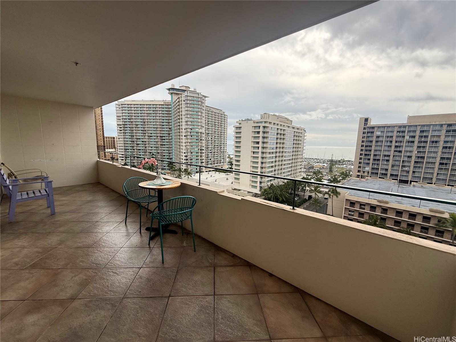 Tradewinds Hotel Inc condo # 1506B, Honolulu, Hawaii - photo 12 of 18